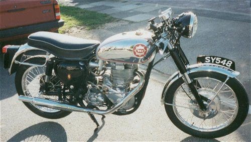 1961 BSA Goldstar DBD34 - RealClassic